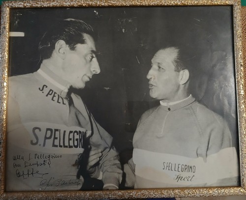 Vecchia foto ciclista - foto,